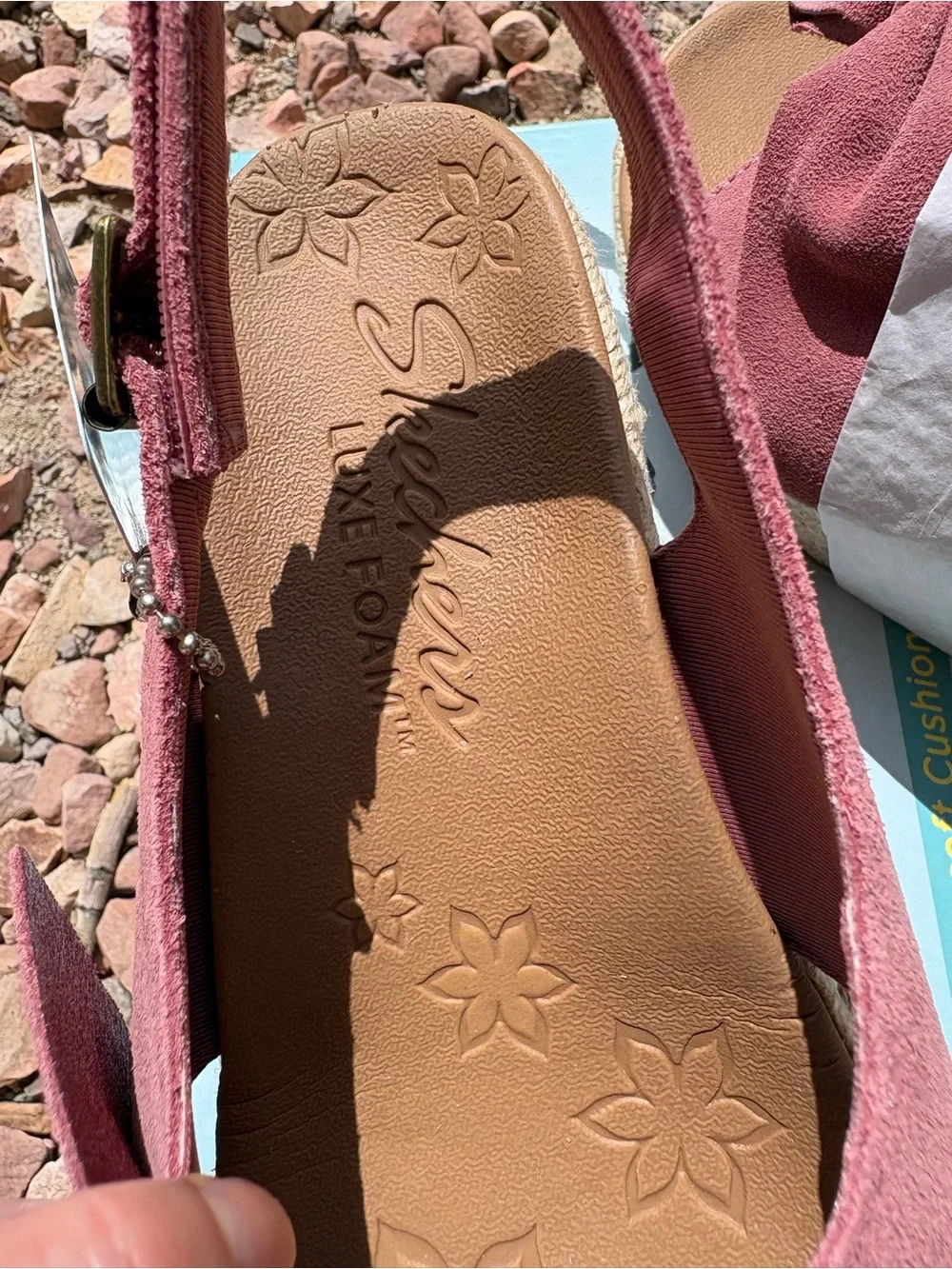 Skechers Brit-TRIPPIN~BOW Rose Leather Espadrille Wedge Sandals Size 8 NIB